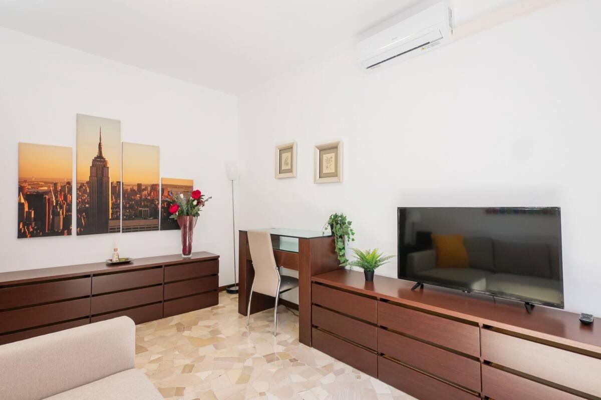 Ihost Apartment - Veneziano 8 ميلان المظهر الخارجي الصورة