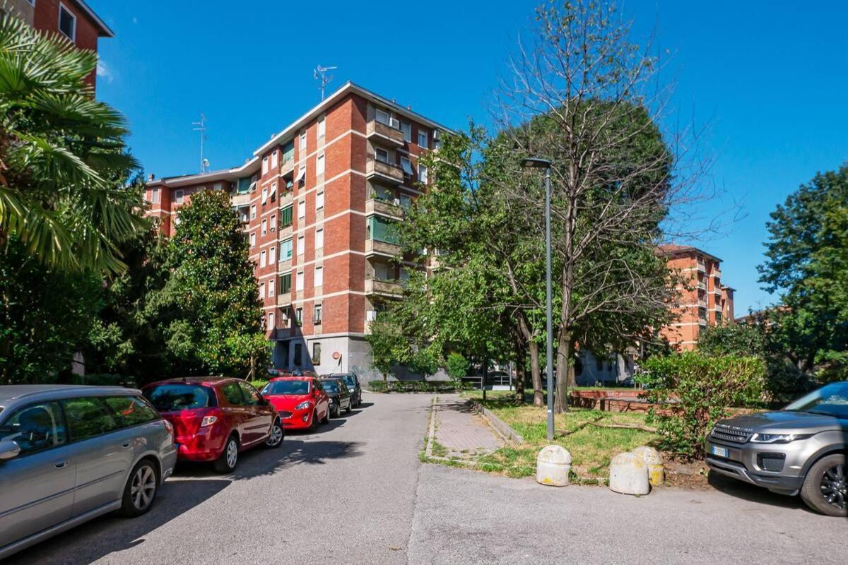Ihost Apartment - Veneziano 8 ميلان المظهر الخارجي الصورة