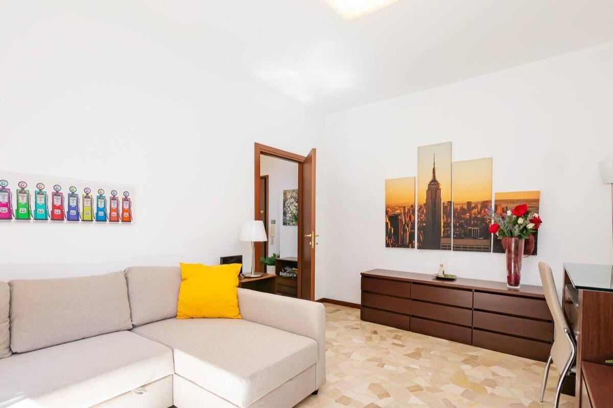 Ihost Apartment - Veneziano 8 ميلان المظهر الخارجي الصورة